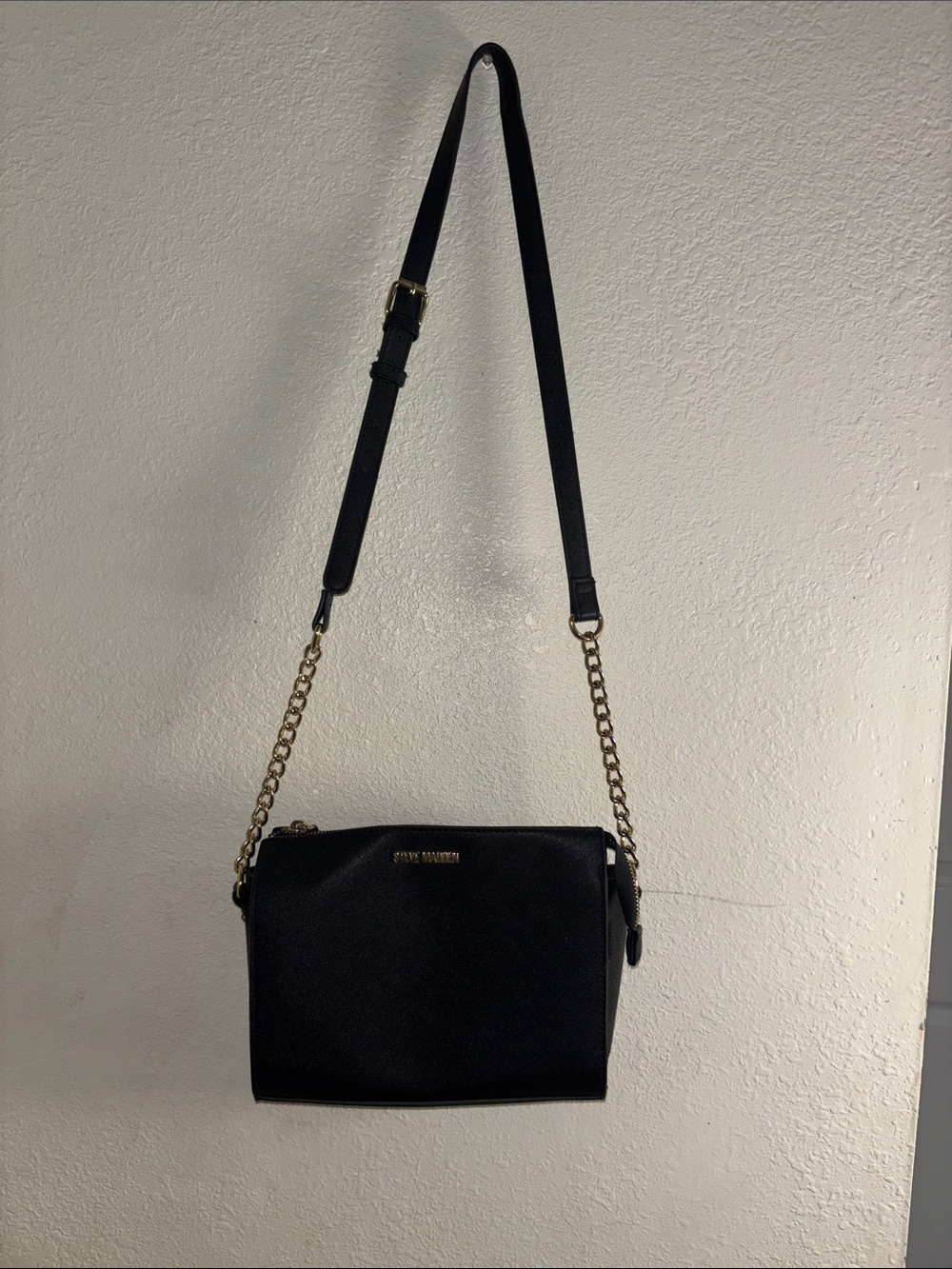 Steve Madden Black Crossbody Bag with Gold Chain Strap